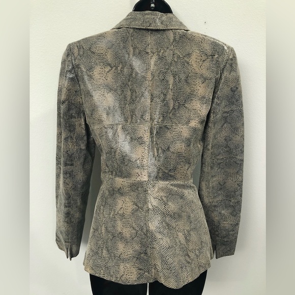Very Rare Vintage Bebe Snake Print Embossed Leather Blazer Jacket Size S - Picture 7 of 9